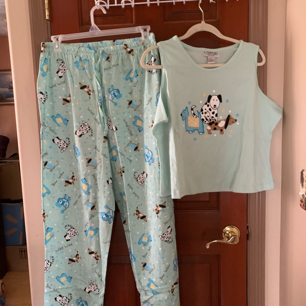 New Ladies pajamas